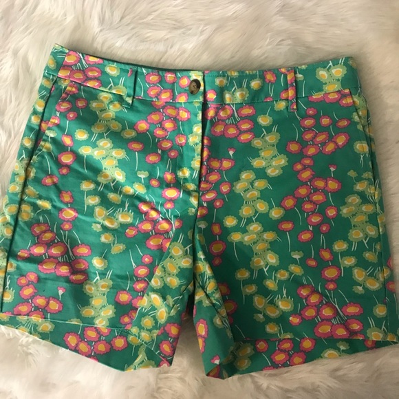 Boden Pants - Boden floral chino shorts